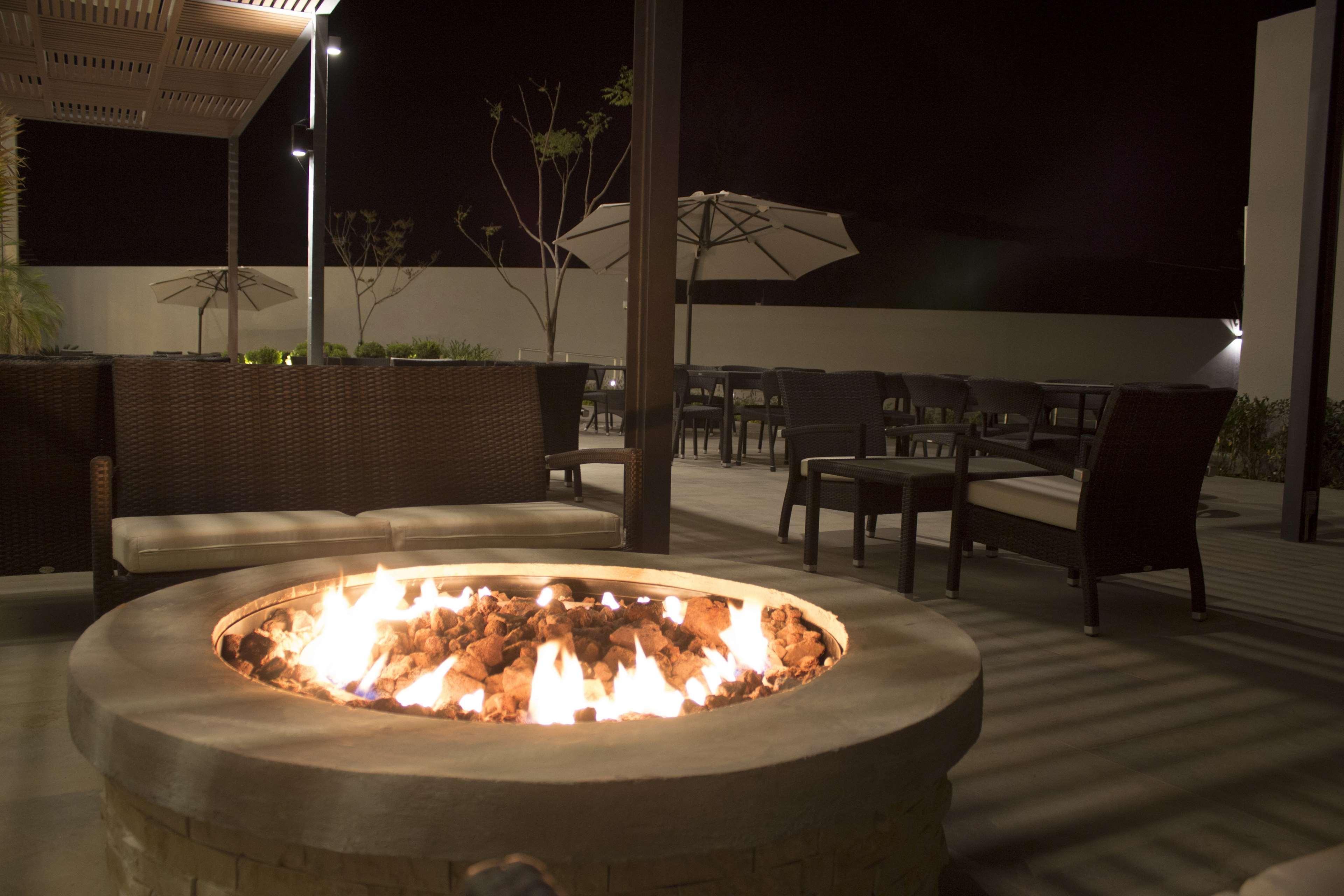 Fiesta Inn Suites Aeropuerto Del Bajio Silao Esterno foto